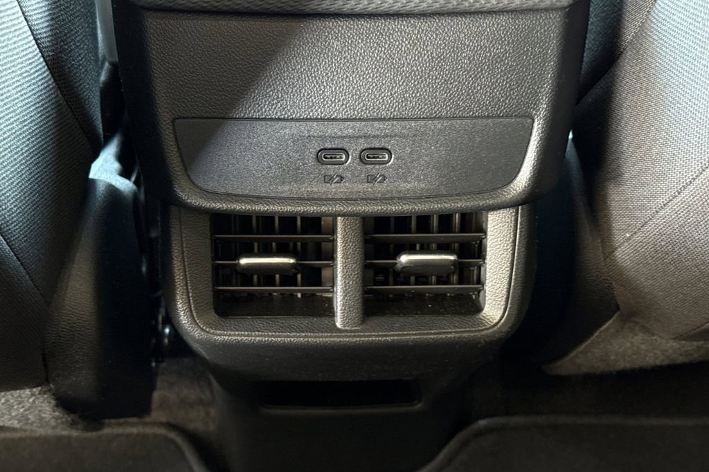 Used 2026 Chevrolet Equinox LT image 20