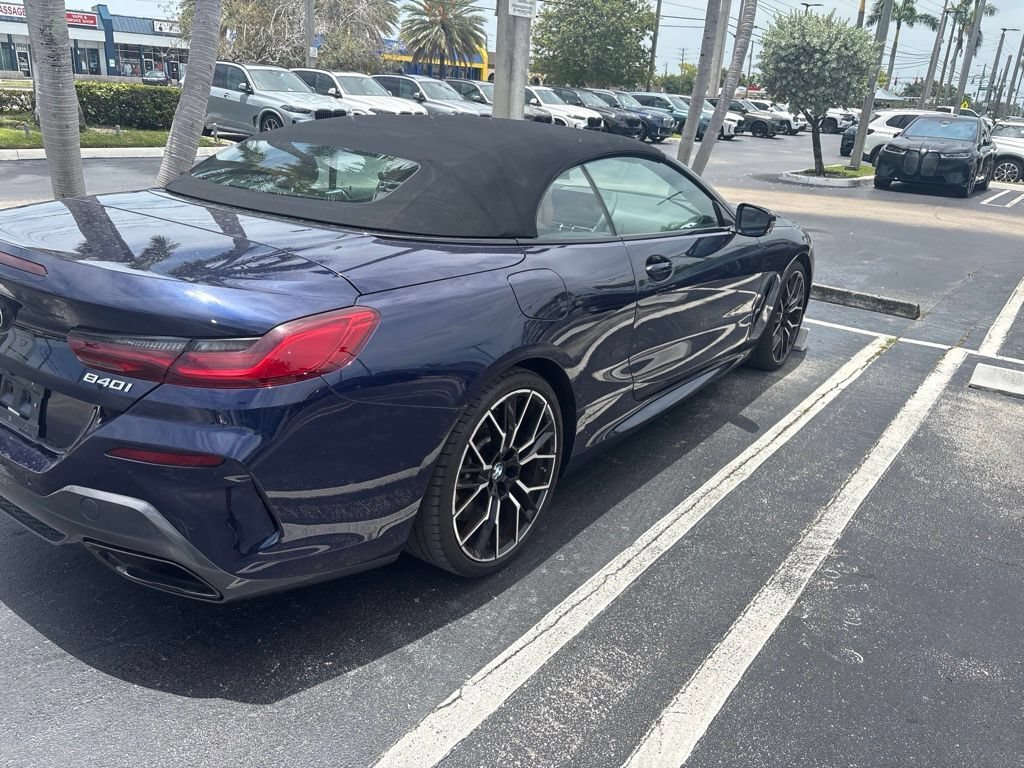 Used 2023 BMW 840i Convertible w/ Comfort Seating Package RWD image 8