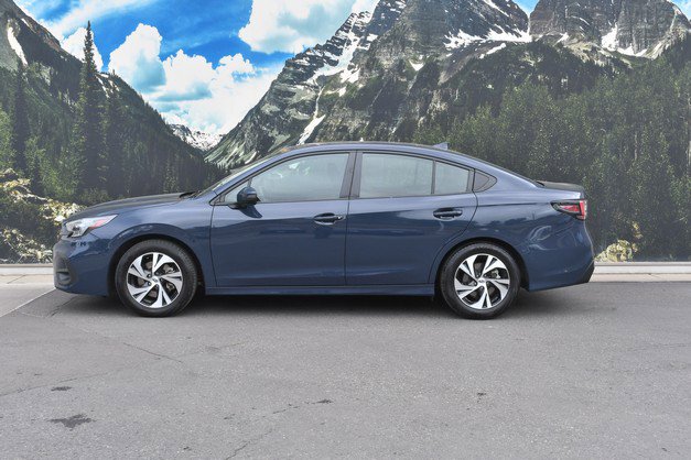 Used 2025 Subaru Legacy Premium AWD/4WD image 7