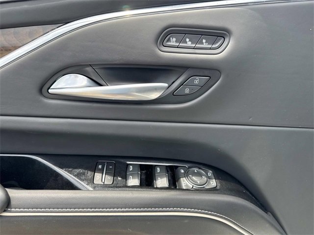 Used 2024 Cadillac Escalade Premium Luxury Platinum w/ Heavy-Duty Trailer Package image 24