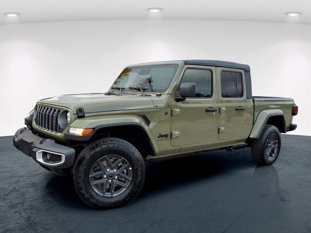 New 2026 Jeep Gladiator Sport video 2