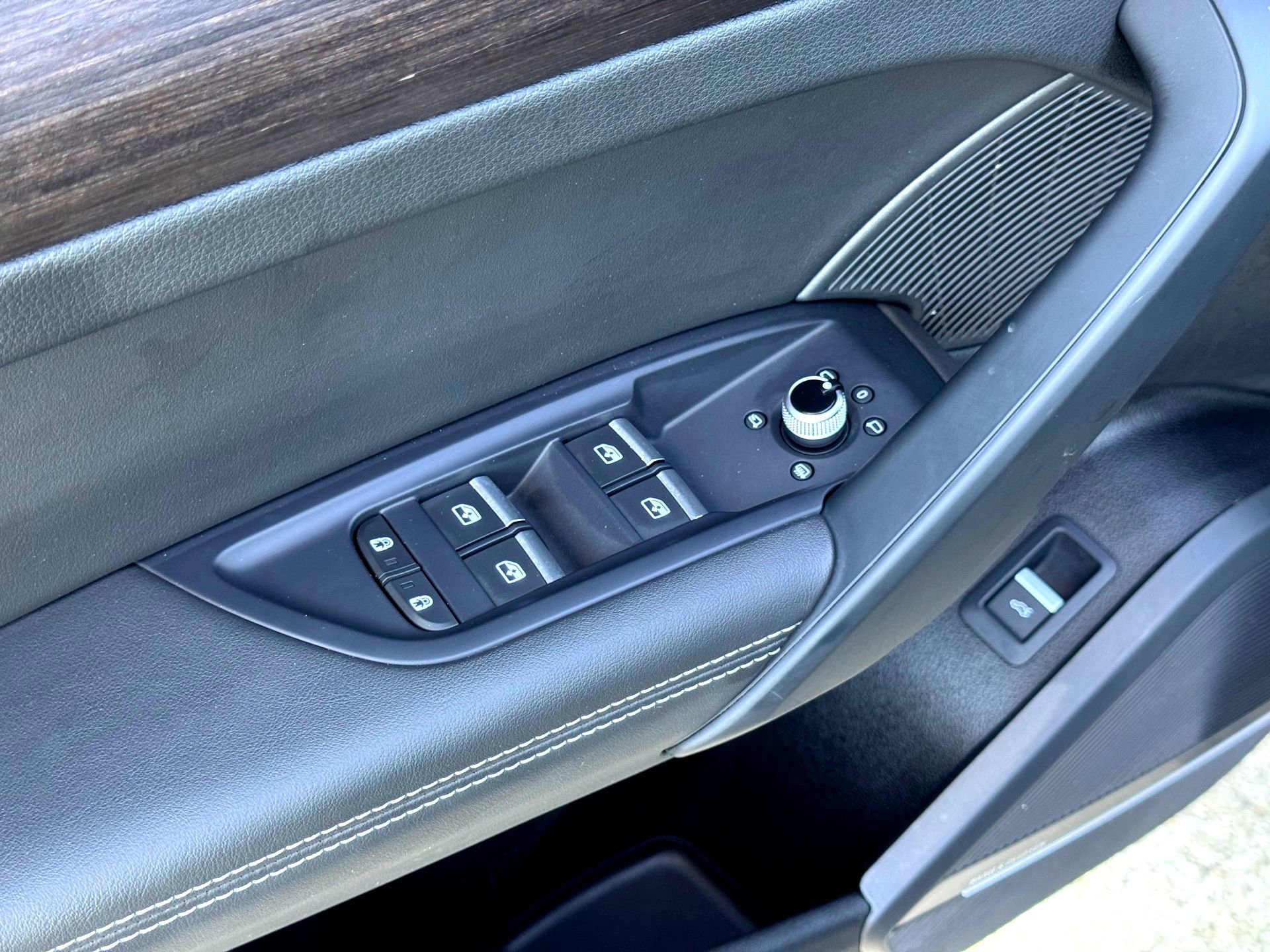 Used 2023 Audi Q5 2.0T Premium Plus w/ Premium Plus Package image 17