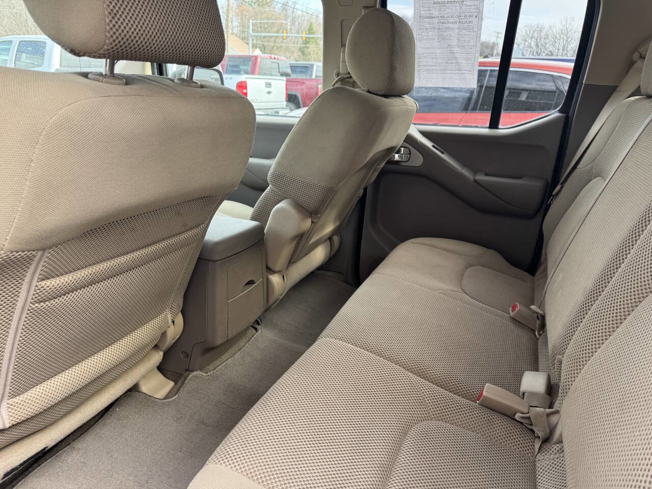 Used 2009 Nissan Frontier SE w/ SE Value Truck Pkg image 18