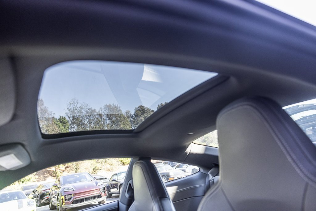 Certified 2024 Porsche 911 Carrera GTS image 22