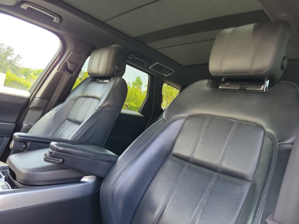 Used 2018 Land Rover Range Rover Sport HSE AWD/4WD image 26