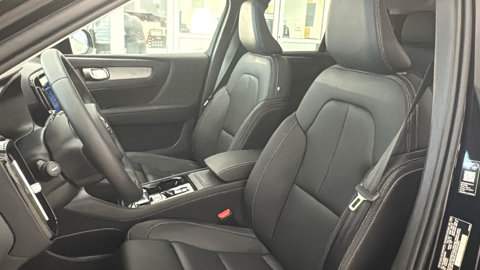 New 2026 Volvo XC40 B5 Ultra w/ Climate Package AWD/4WD image 23