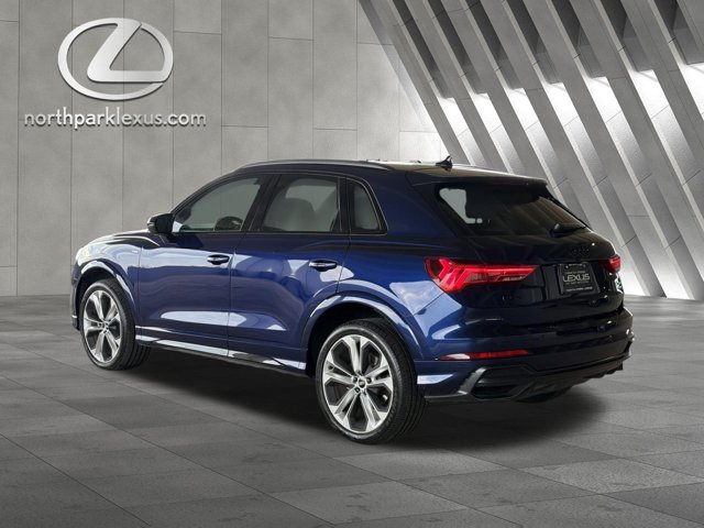 Used 2022 Audi Q3 2.0T Premium Plus w/ Premium Plus Package AWD/4WD image 2