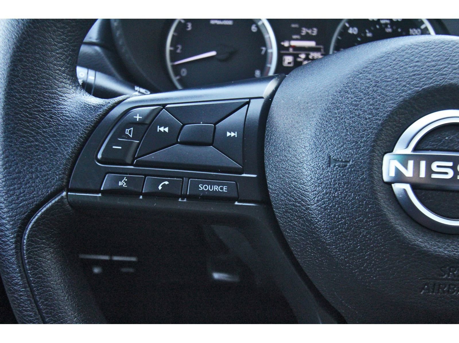 Used 2024 Nissan Versa S w/ Trunk Package image 19