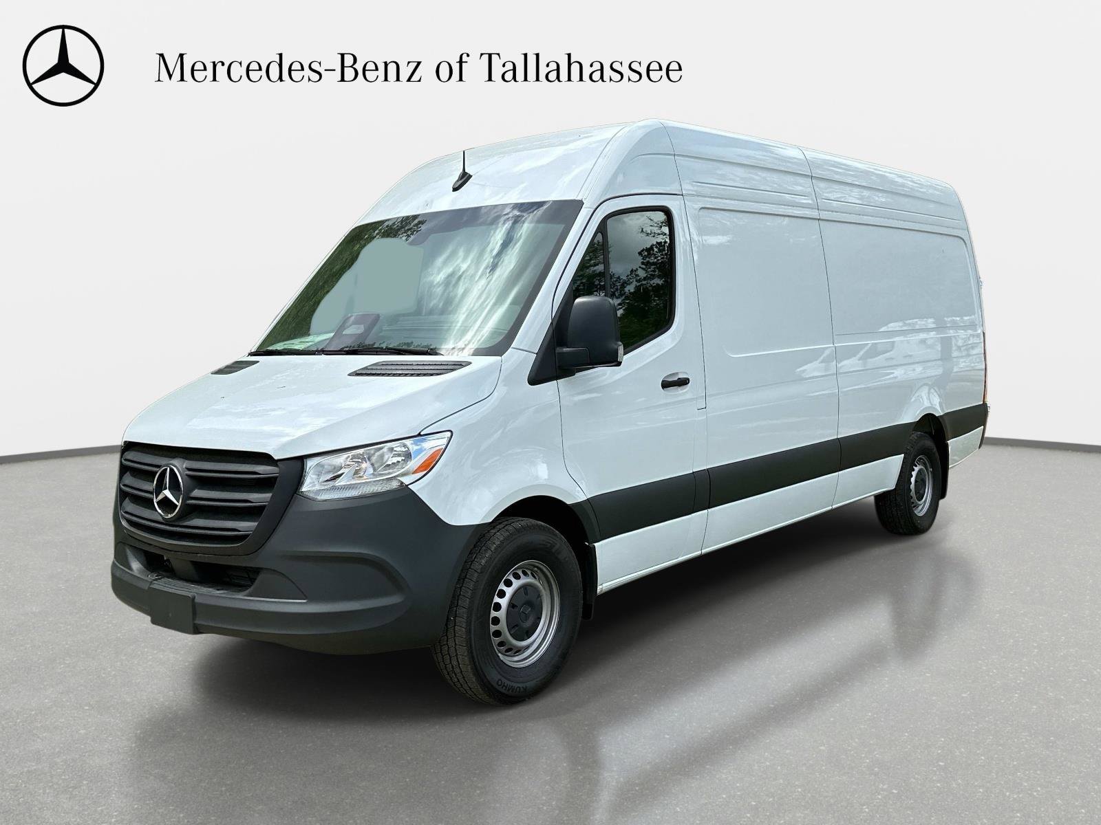 New 2025 Mercedes-Benz Sprinter 2500 image 1