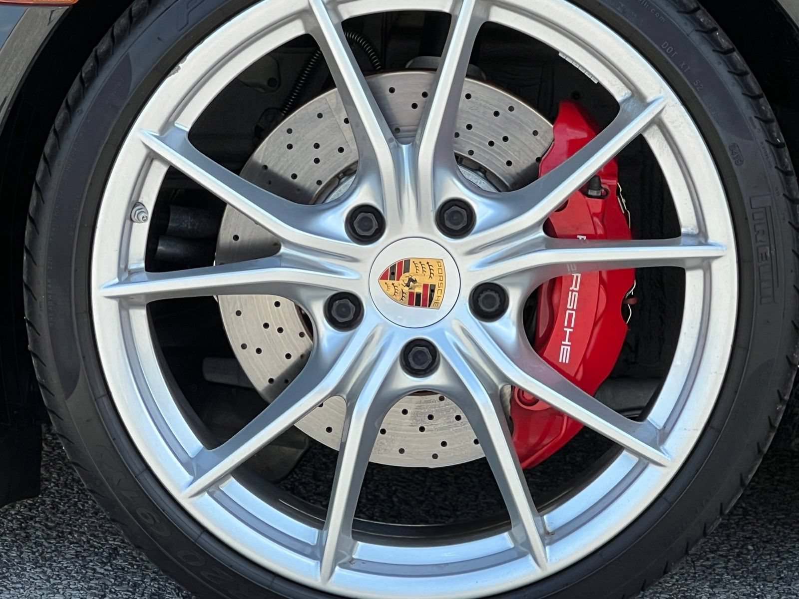 Certified 2019 Porsche 911 Carrera 4S AWD/4WD image 17