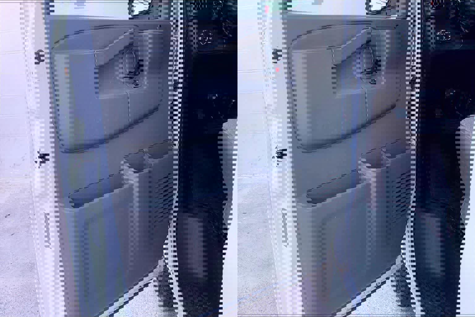 Used 2020 Chevrolet Express 3500 LT w/ LT Preferred Equipment Group image 28