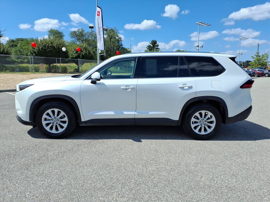 Certified 2025 Toyota Grand Highlander AWD image 8