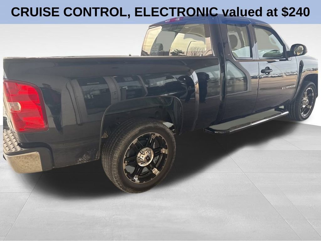 Used 2007 Chevrolet Silverado 1500 W/T w/ LS Package image 5