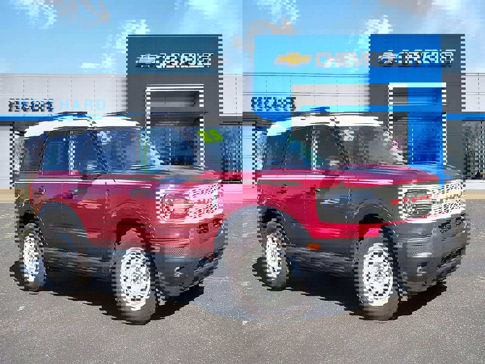 Used 2025 Ford Bronco Sport Heritage w/ Convenience Package image 1