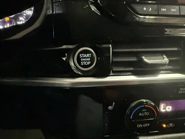 Certified 2023 Nissan Pathfinder SV AWD/4WD image 18