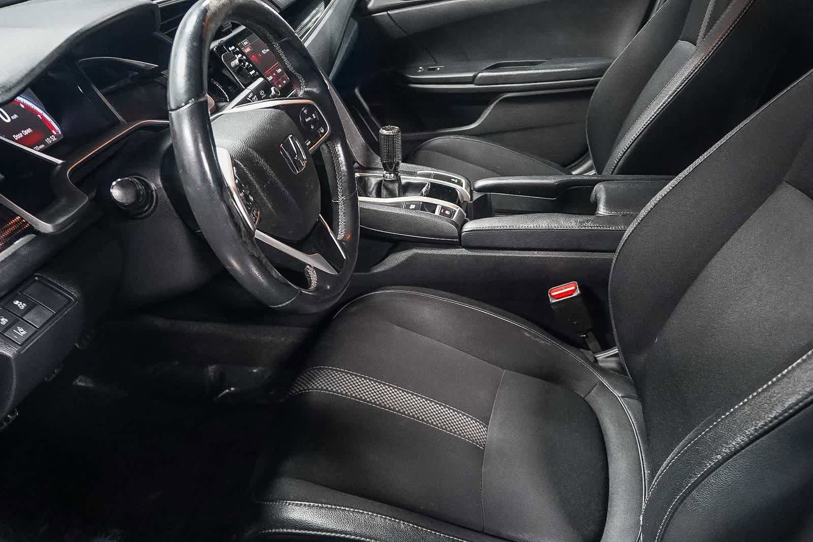 Used 2019 Honda Civic Sport image 19