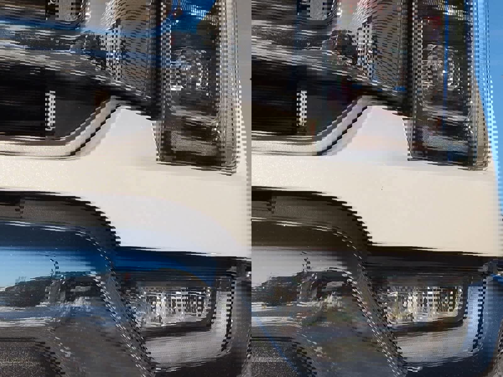 Certified 2021 Ford F150 Lariat w/ Equipment Group 502A High image 11