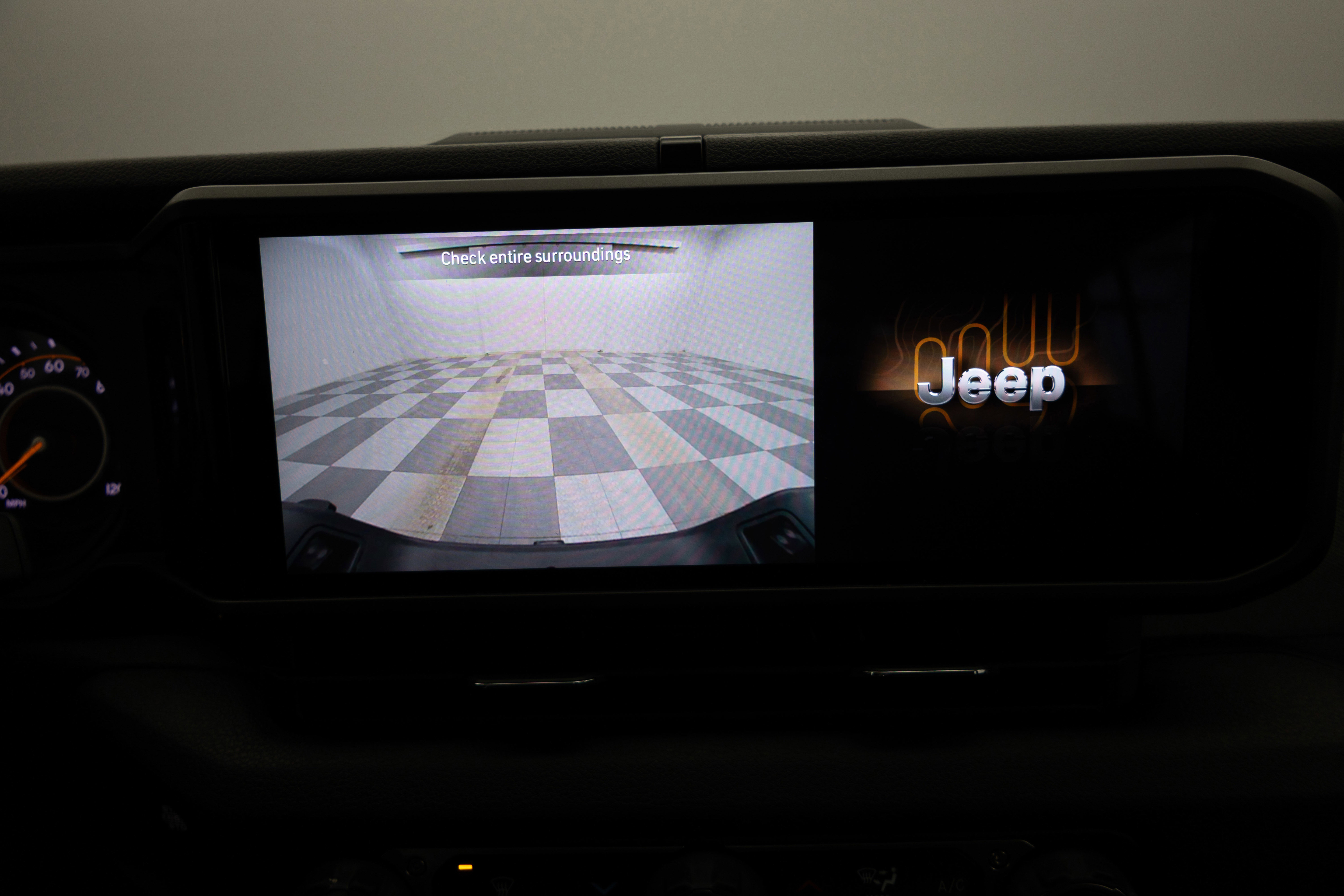 Used 2024 Jeep Gladiator Sport image 40