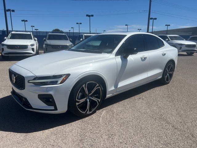 Used 2025 Volvo S60 B5 Plus w/ Climate Package image 7