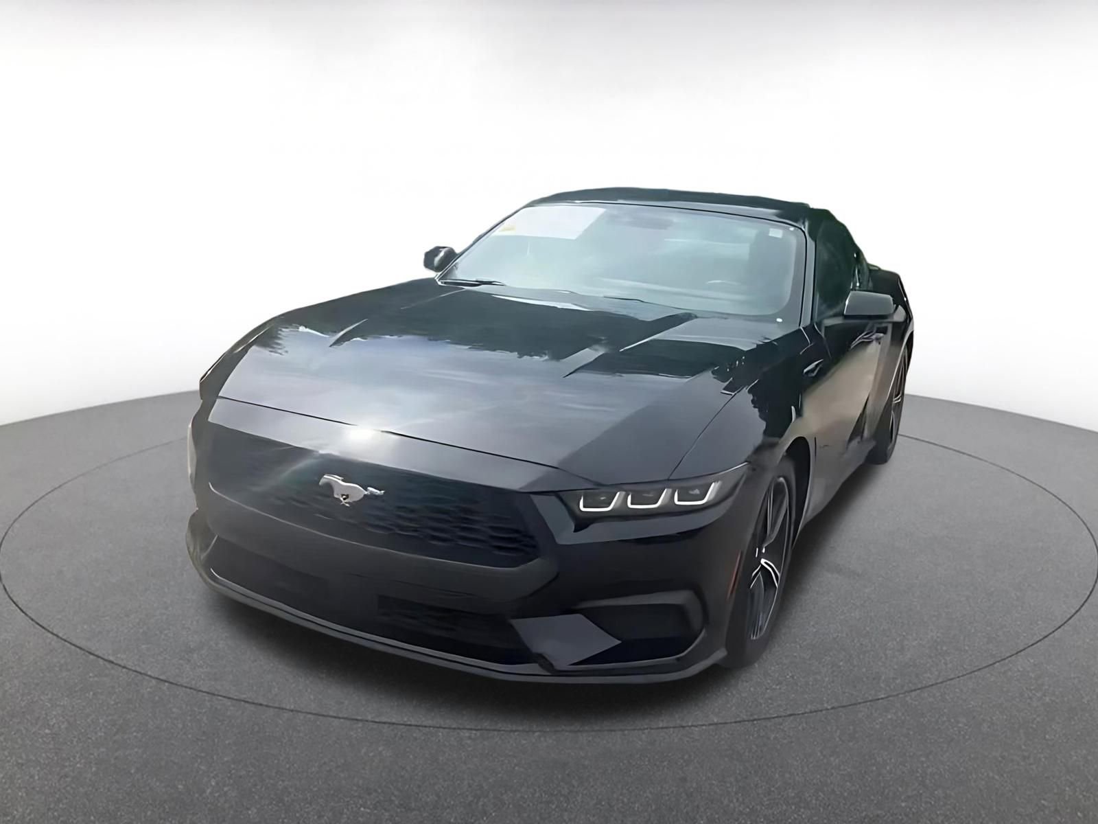 Used 2024 Ford Mustang Premium image 8