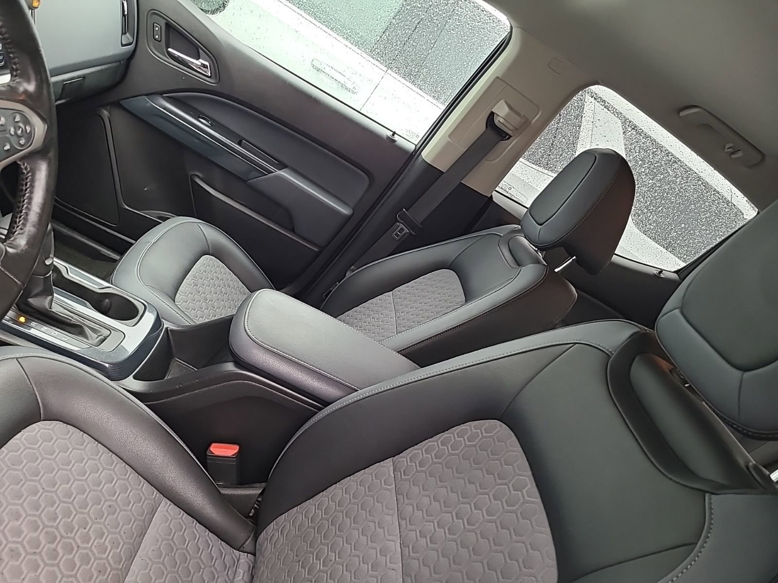 Used 2017 Chevrolet Colorado Z71 image 5