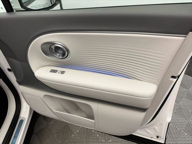 New 2026 Hyundai Ioniq 9 SEL image 15