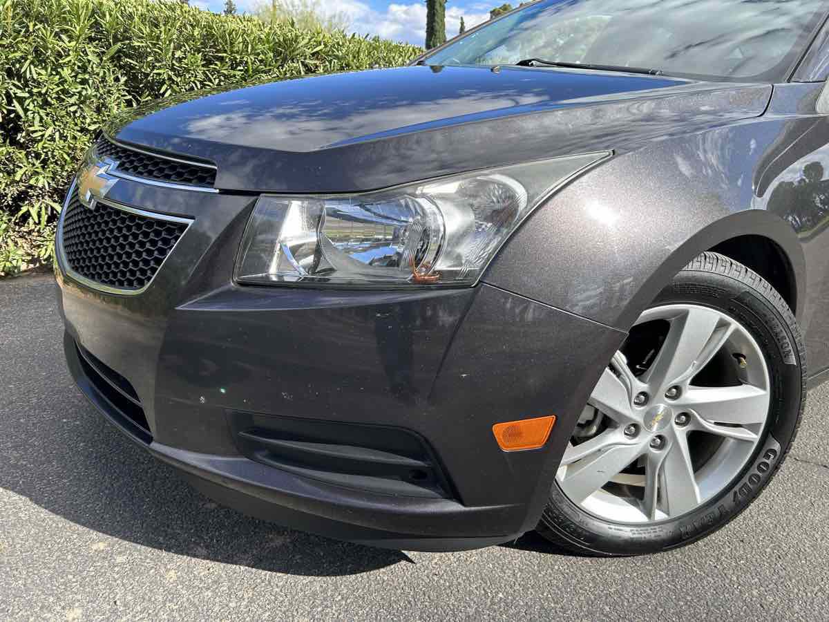 Used 2014 Chevrolet Cruze Diesel FWD image 9
