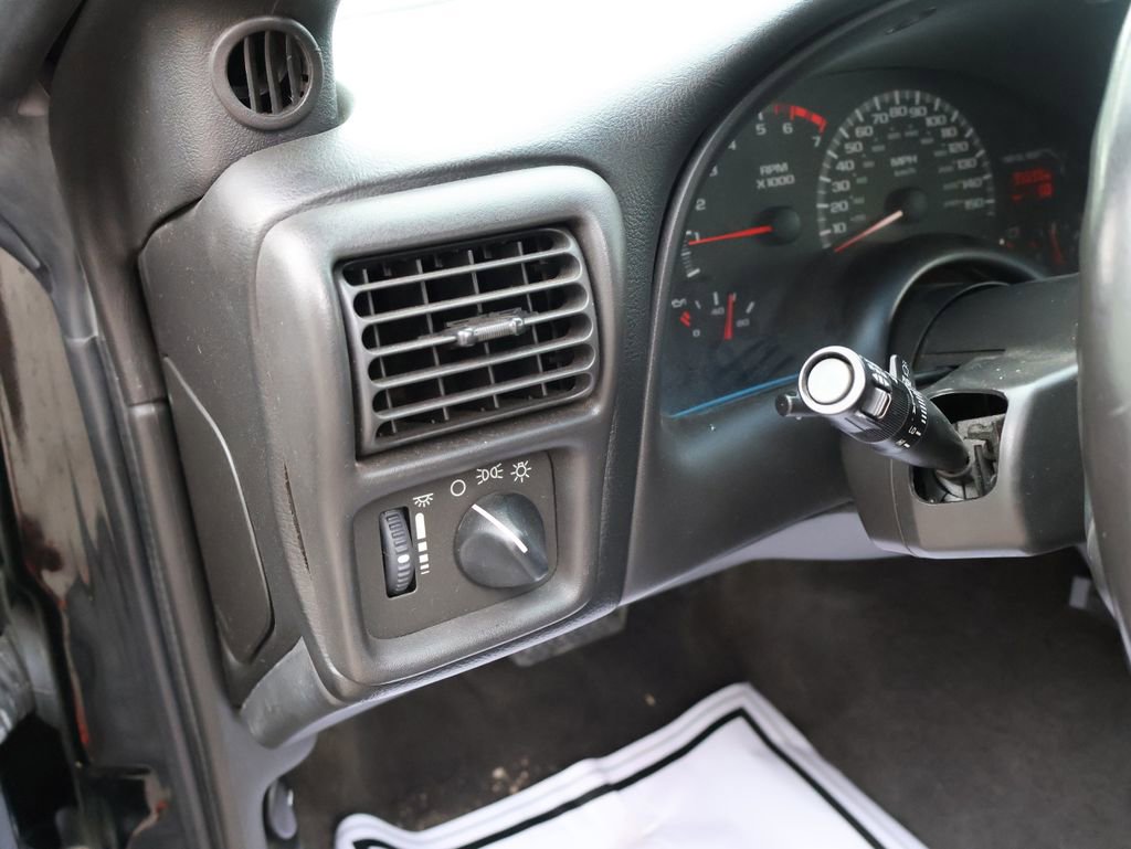 Used 2002 Chevrolet Camaro Z28 w/ Sport Appearance Pkg RWD image 32