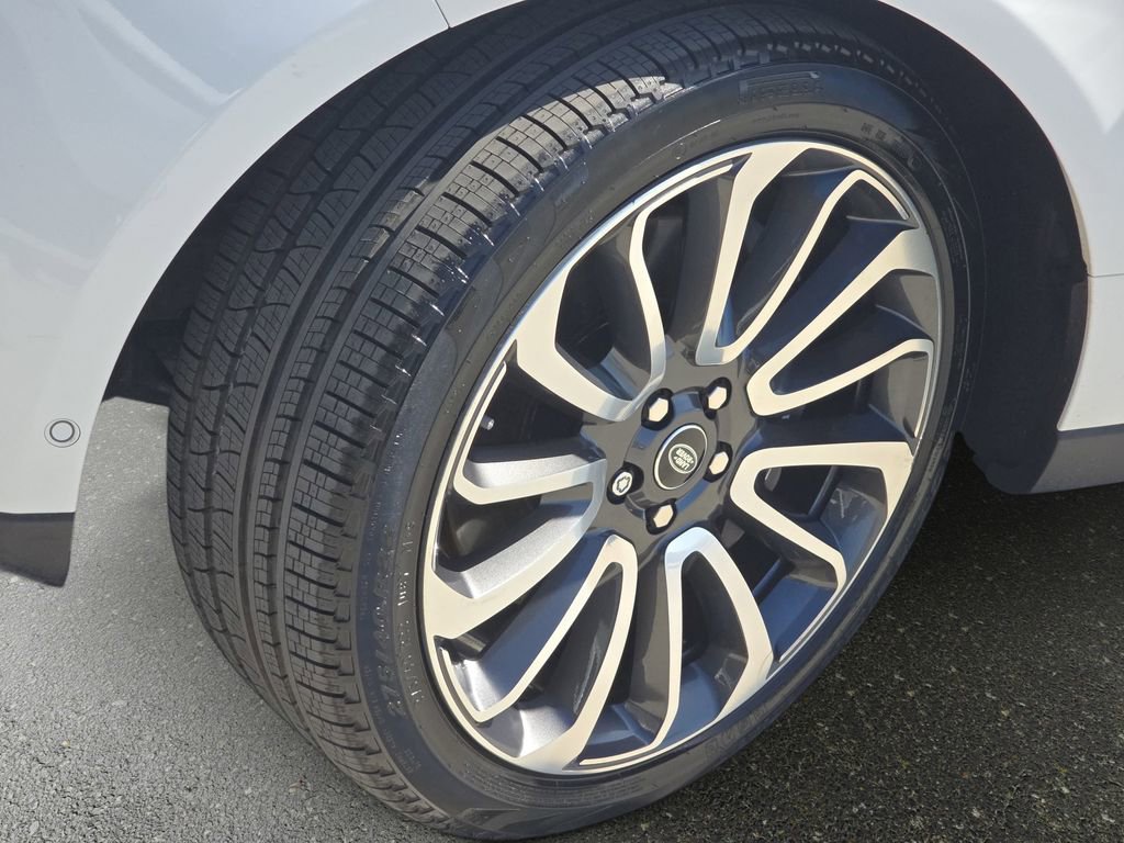 Certified 2018 Land Rover Range Rover HSE AWD/4WD image 37