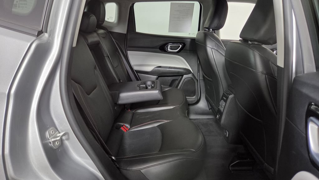 Used 2022 Jeep Compass Limited AWD/4WD image 31