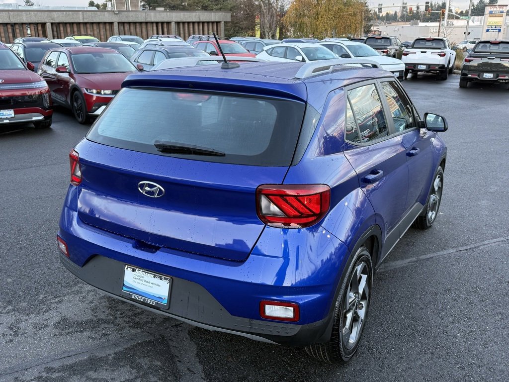 Used 2024 Hyundai Venue SEL image 6