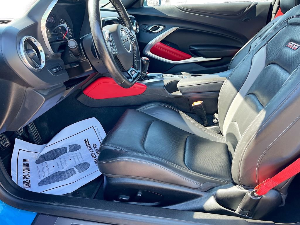 Used 2023 Chevrolet Camaro SS RWD image 21