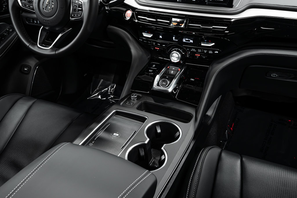 New 2026 Acura MDX w/ Technology Package FWD image 18