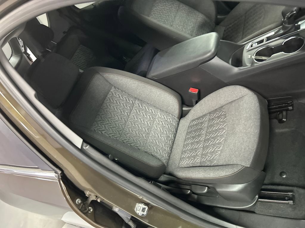 Used 2024 Chevrolet Equinox LT image 25