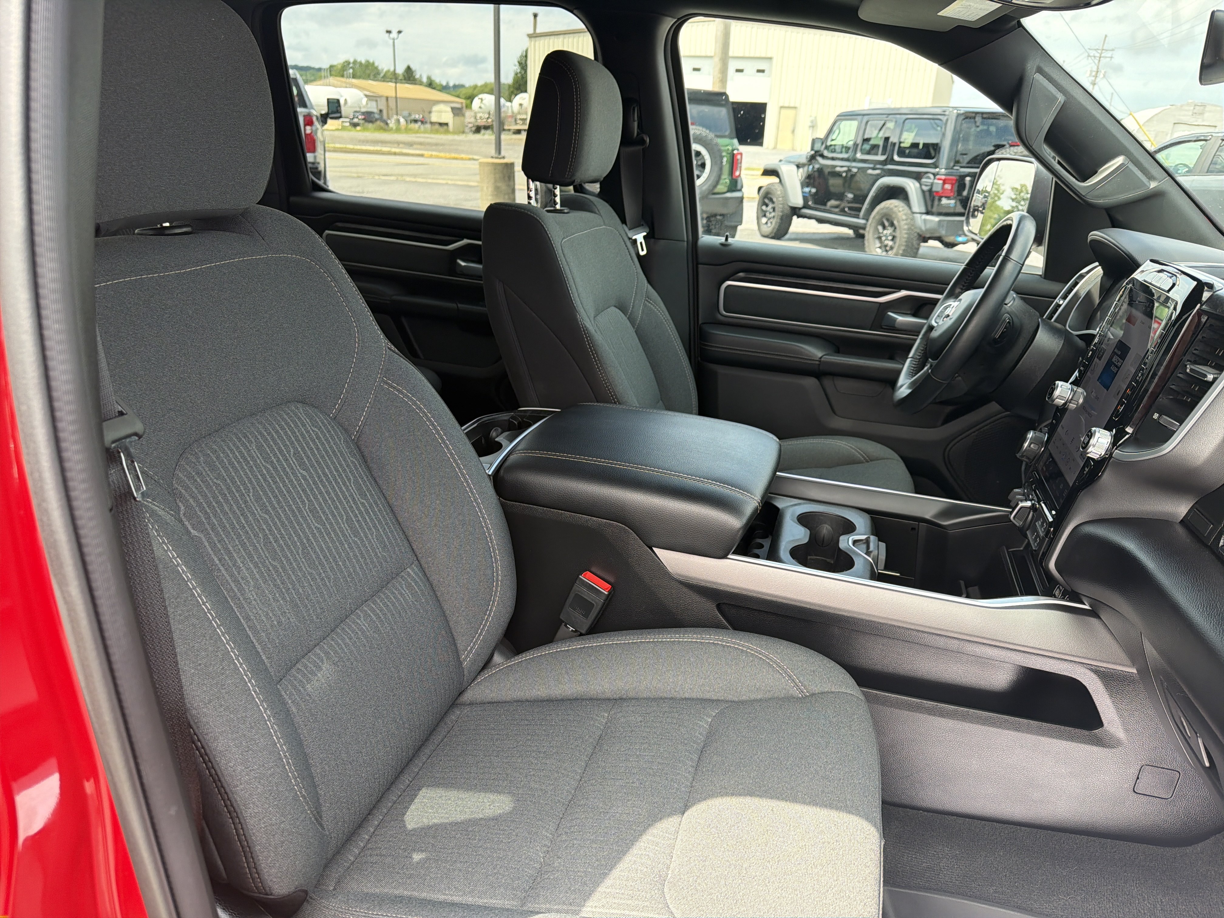 Used 2023 RAM 1500 Big Horn AWD/4WD image 8