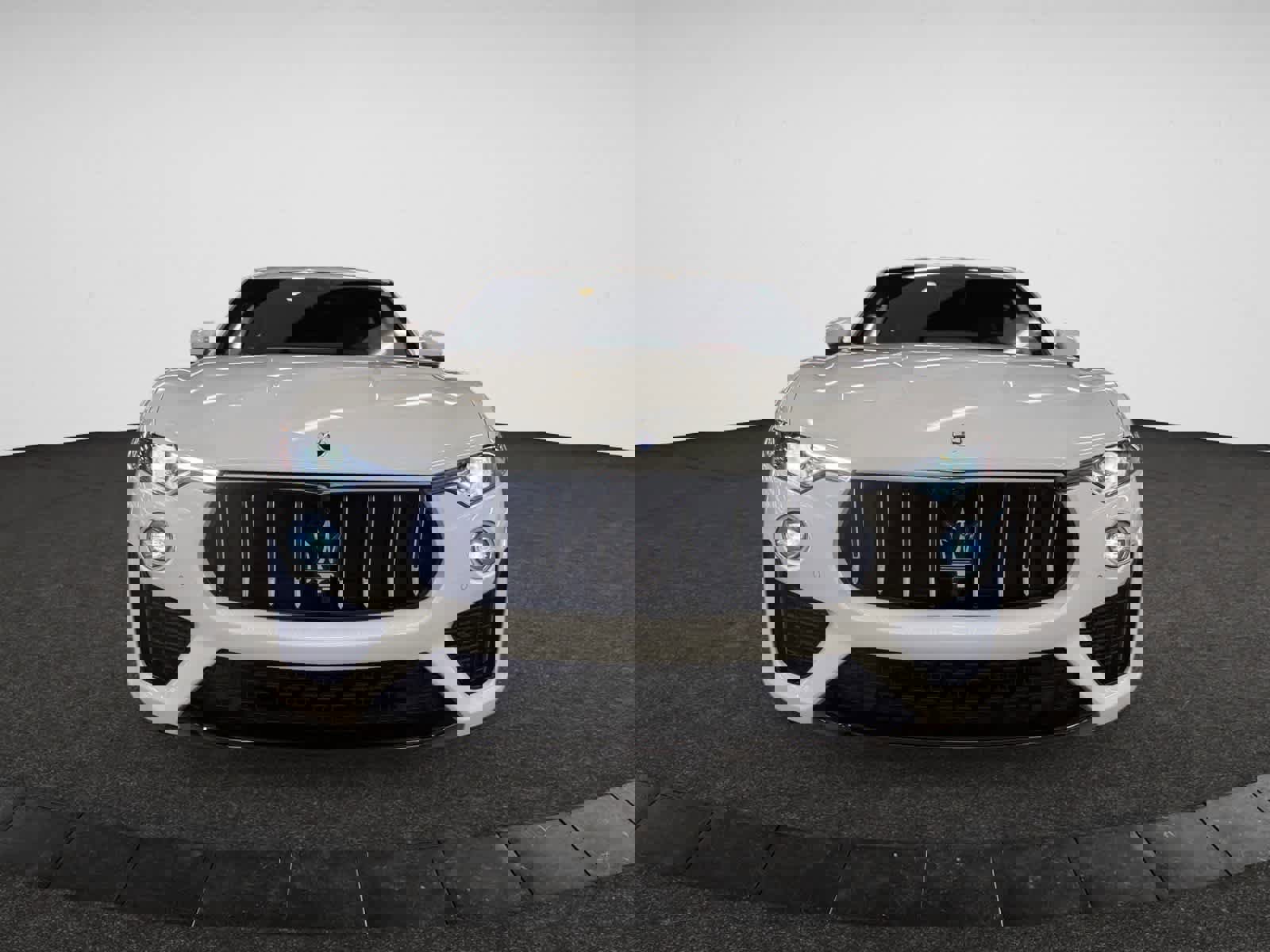 Used 2022 Maserati Levante GT image 2