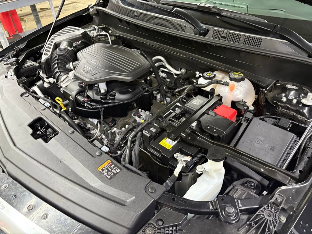 Used 2025 Cadillac XT6 Premium Luxury image 25