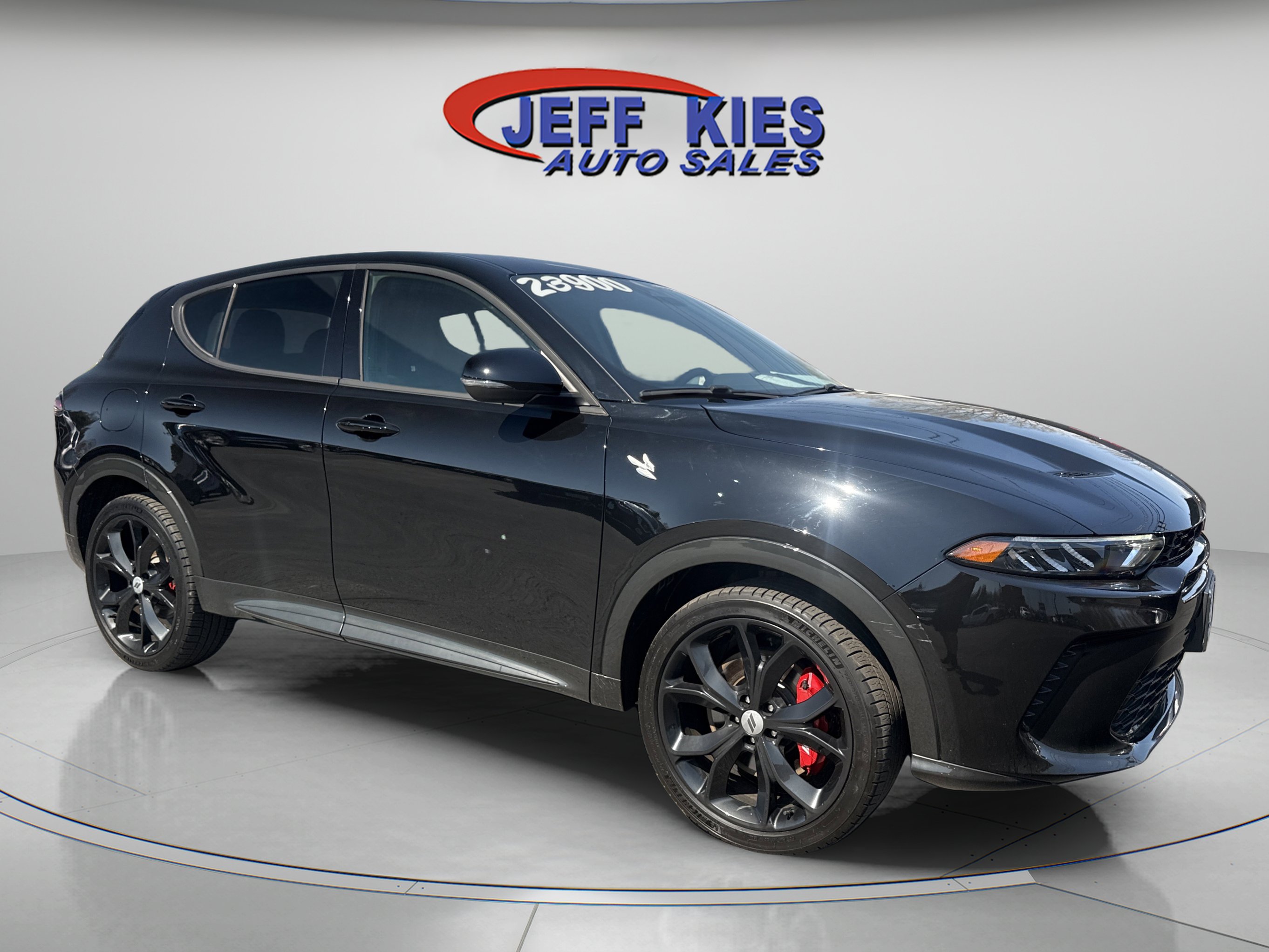 Used 2024 Dodge Hornet R/T w/ Track Pack AWD/4WD image 3