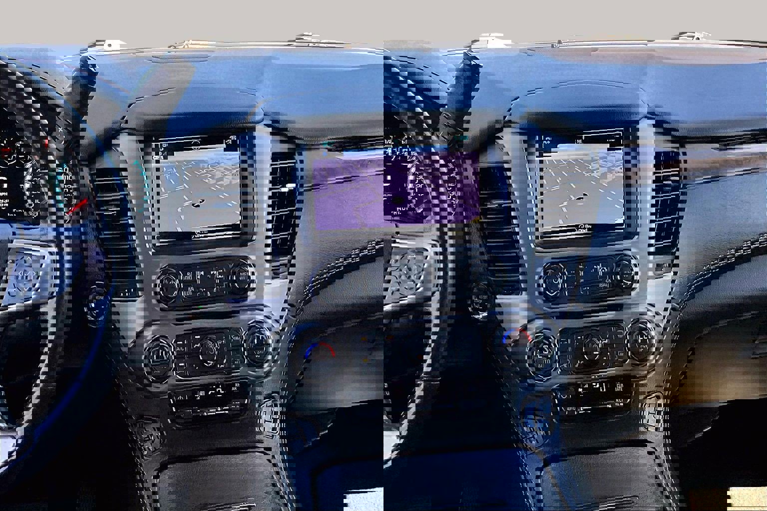 Used 2018 GMC Yukon XL Denali w/ Denali Ultimate Package image 4