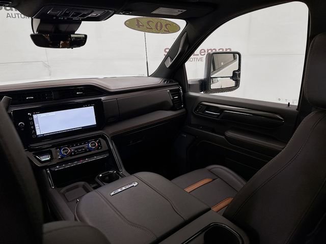 Used 2024 GMC Sierra 2500 AT4 w/ AT4 Premium Plus Package image 26