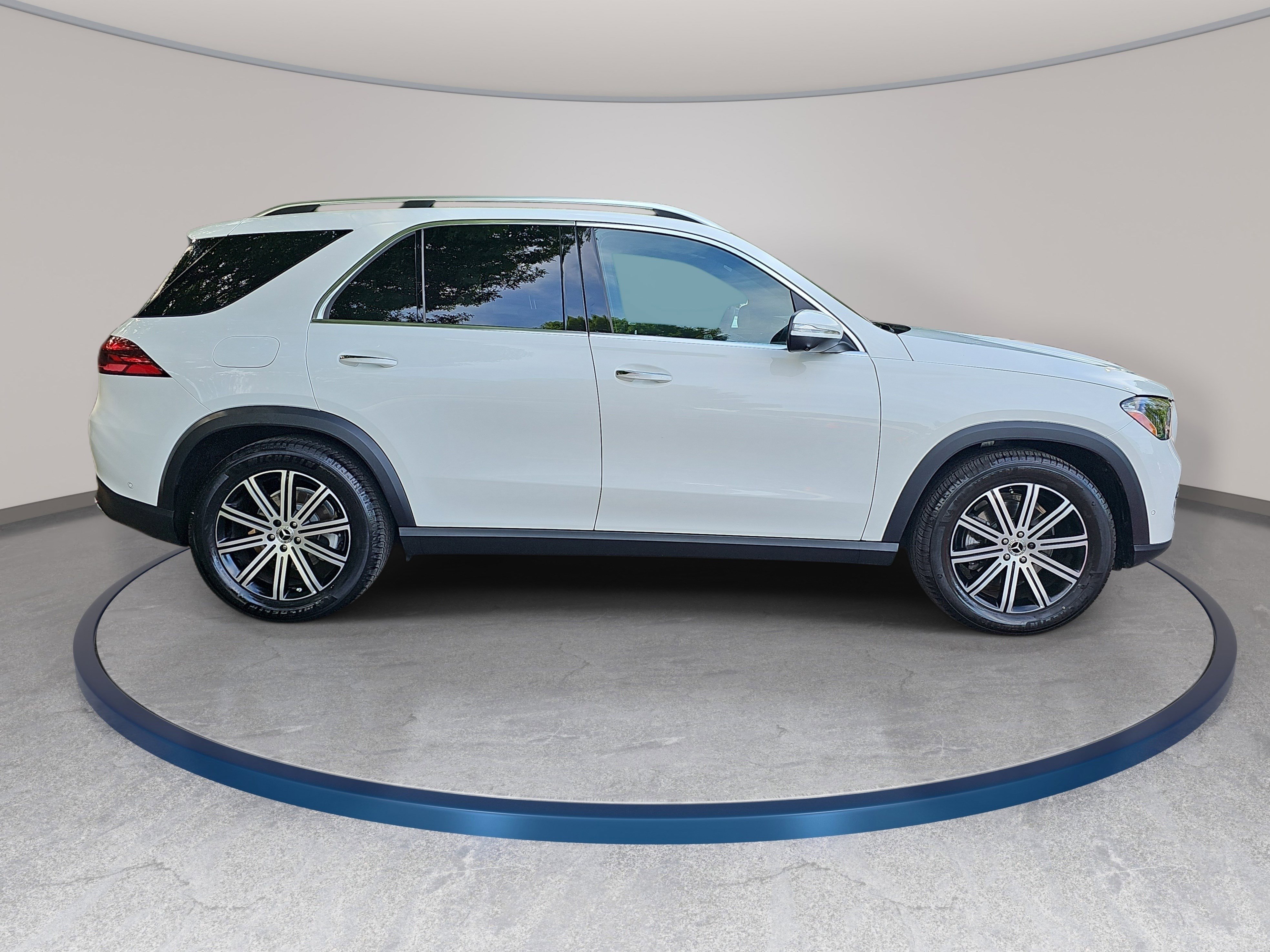 Certified 2026 Mercedes-Benz GLE 350 4MATIC image 5