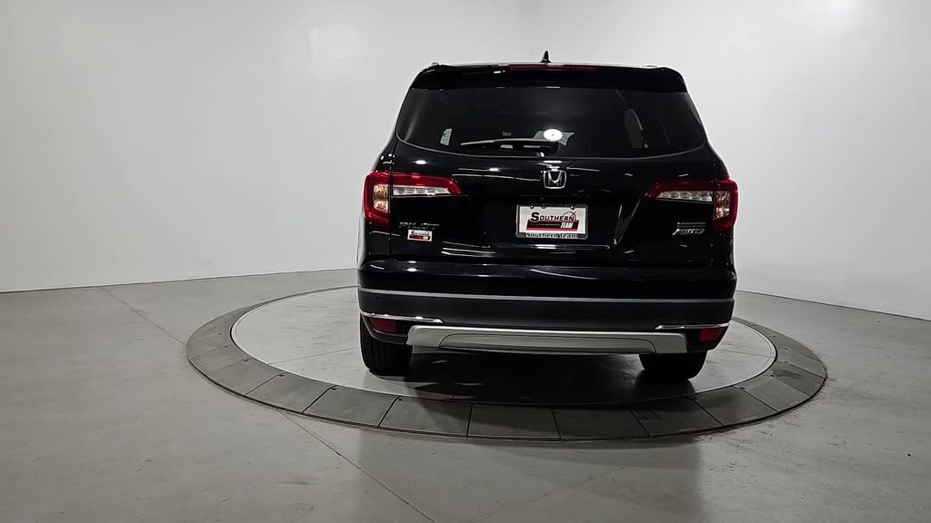 Used 2021 Honda Pilot Touring image 4