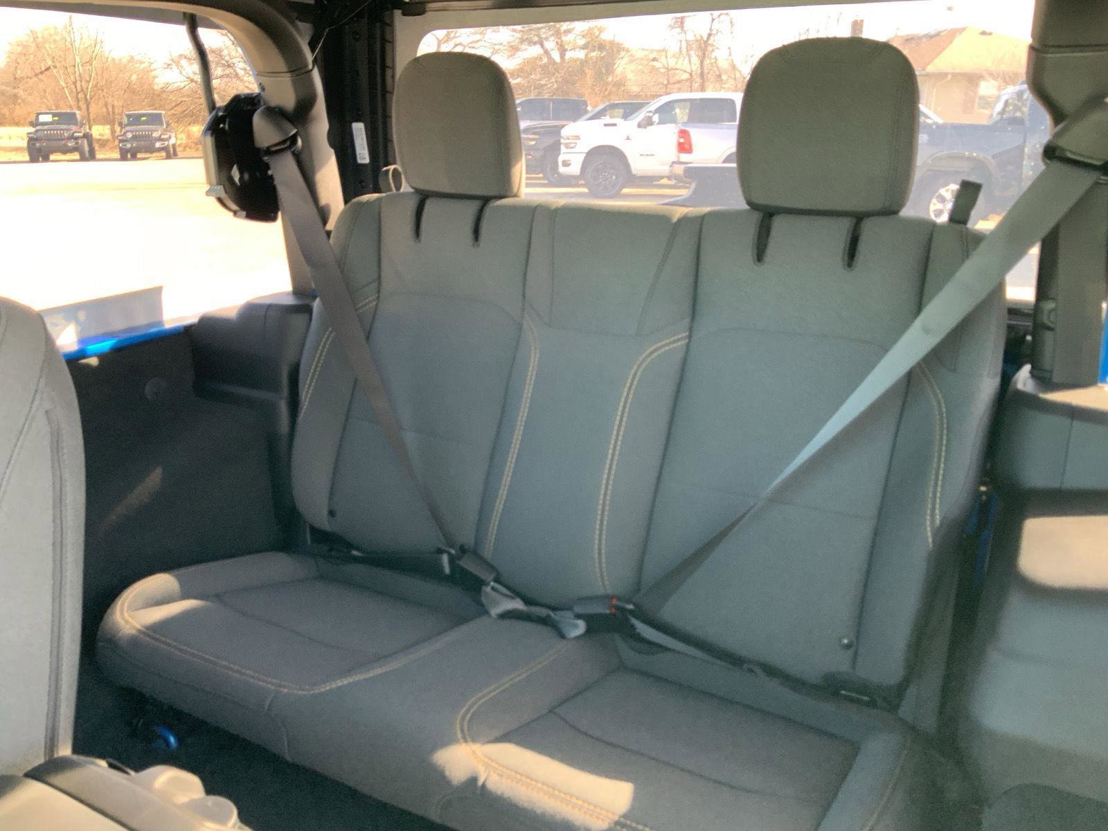 Used 2025 Jeep Wrangler Sport image 55