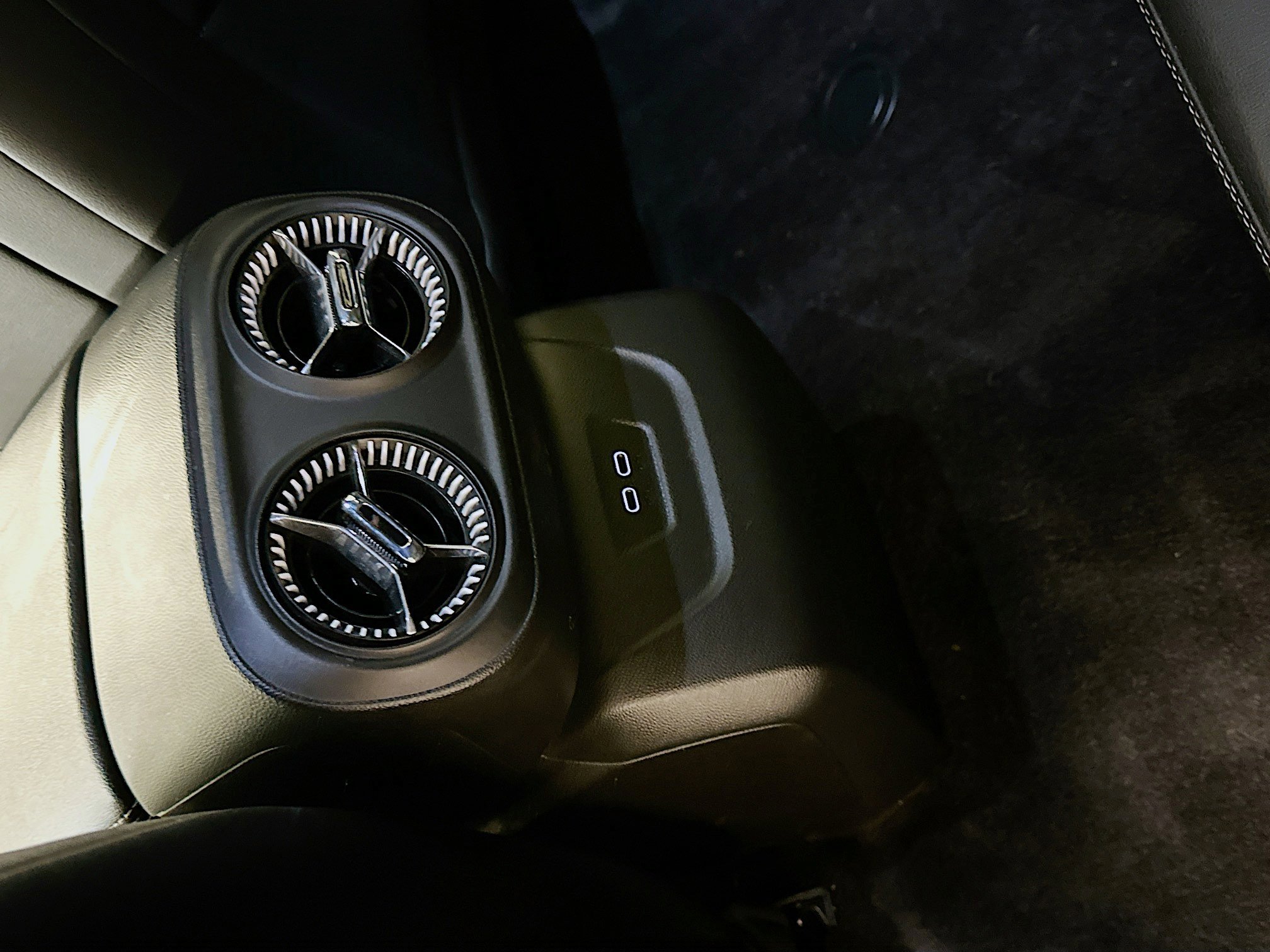 Used 2024 Chevrolet Blazer EV LT image 28