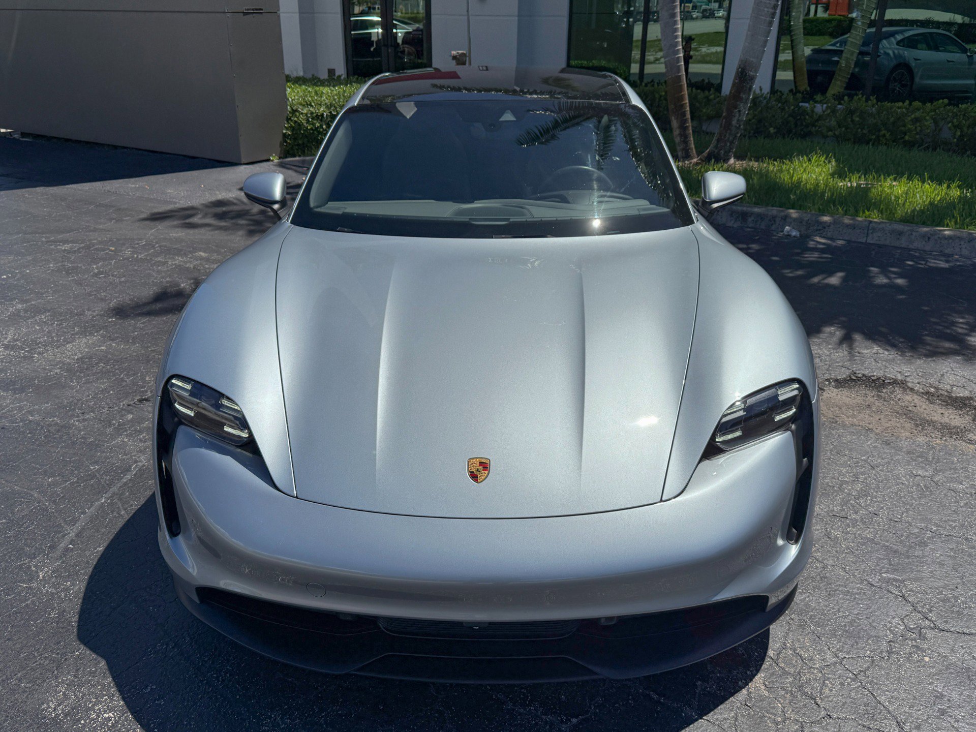 Used 2022 Porsche Taycan image 12