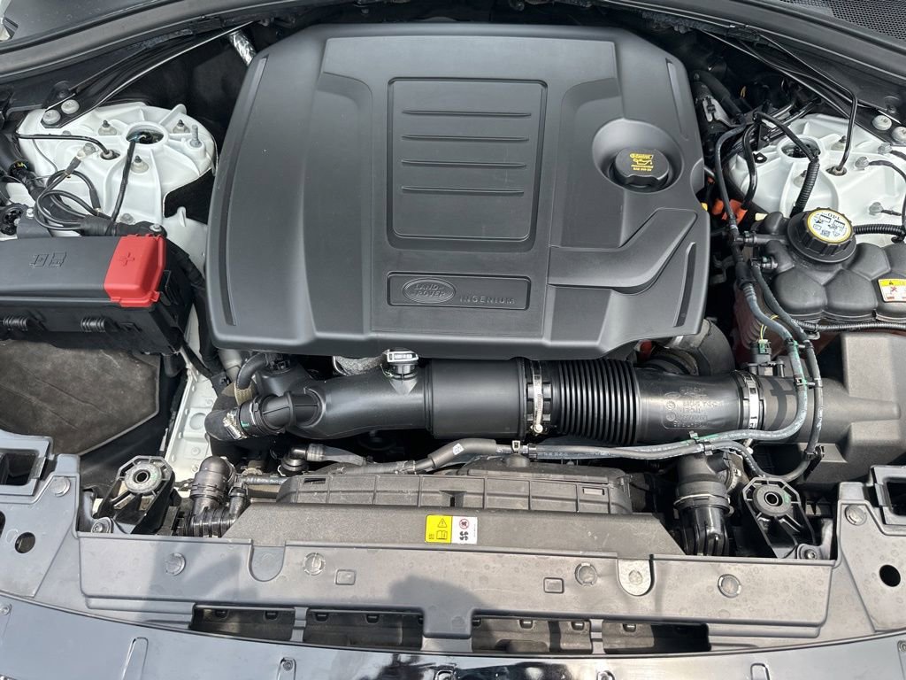 Used 2022 Land Rover Range Rover Velar R-Dynamic S image 21