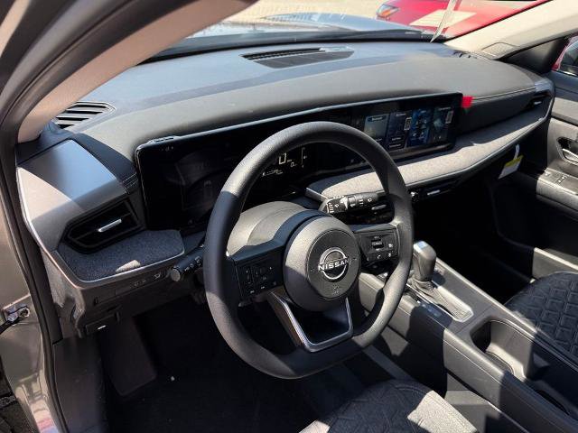 New 2026 Nissan Kicks SV w/ SV Premium Package FWD image 17