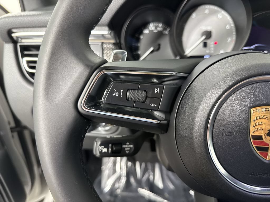 New 2025 Porsche Macan S AWD/4WD image 38