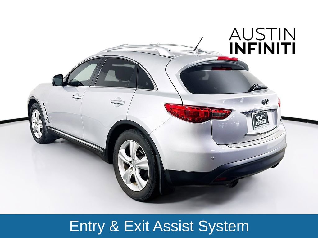Used 2016 INFINITI QX70 2WD w/ Premium Package image 6