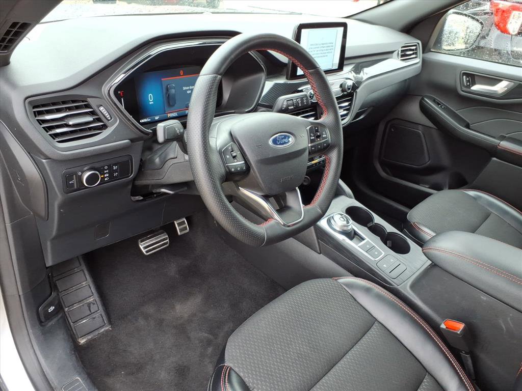 Used 2024 Ford Escape ST-Line image 9